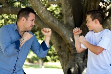 SIGNOS DE CARIÑO DE UN PADRE HACIA UN ADOLESCENTE